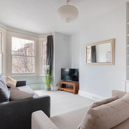 1 Bed Clapham Junction Apartment London Eksteriør bilde